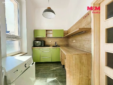 Pronájem bytu 1+kk 24 m² Palackého, Jablonec nad Nisou