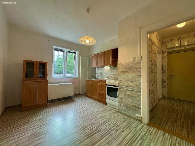Pronájem bytu 2+1 45 m² Okružní, Liberec - Liberec II-Nové Město