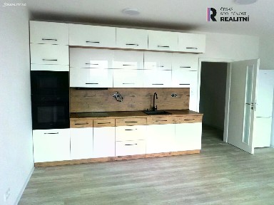 Pronájem bytu 1+kk 51 m²