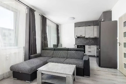 Pronájem bytu 2+kk 39 m² Višňová, Milovice - Mladá