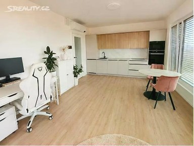 Pronájem bytu 2+kk 53 m² Hábova, Praha - Stodůlky