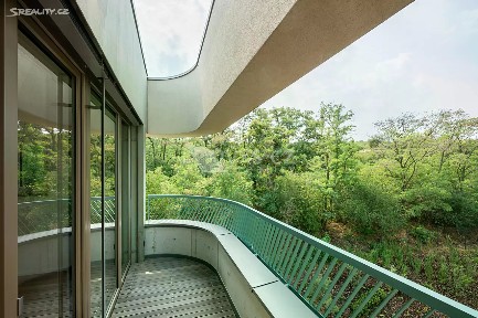 Pronájem bytu 3+kk 81 m² U Komína, Praha - Radlice