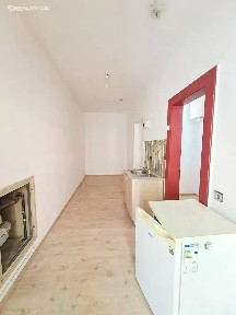 Pronájem bytu 1+kk 47 m² Sokolovská, Praha - Libeň