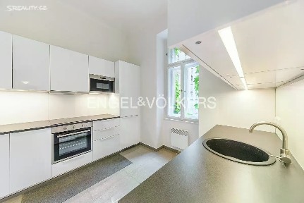 Pronájem bytu 3+kk 87 m² Zborovská, Praha - Smíchov