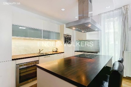 Pronájem bytu 3+kk 91 m² Italská, Praha - Vinohrady