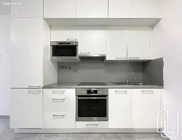 Pronájem bytu 1+kk 38 m² Ferrariho, Praha - Stodůlky