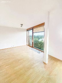 Pronájem bytu 1+kk 37 m² Květinková, Praha - Žižkov