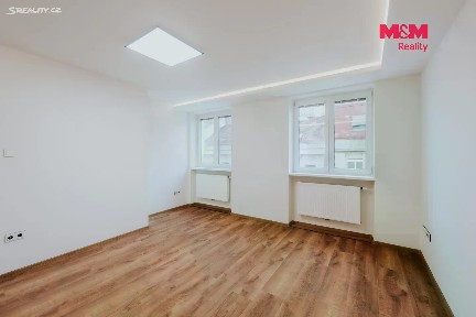 Pronájem bytu 2+1 52 m² Španělská, Praha - Vinohrady
