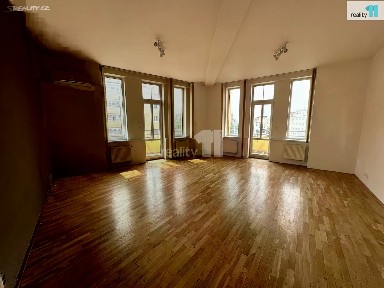 Pronájem bytu 2+kk 86 m² Pod Pekárnami, Praha - Vysočany