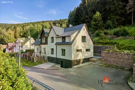 Prodej rodinného domu 112 m², pozemek 306 m² Pod Vrchem, Kraslice