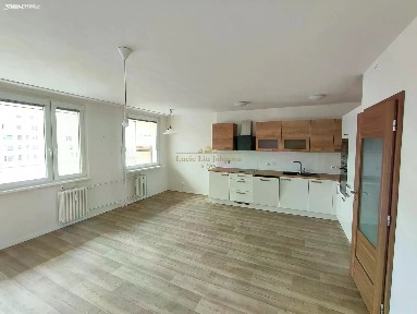 Prodej bytu 3+kk 74 m² Hřebečská, Kladno - Kročehlavy