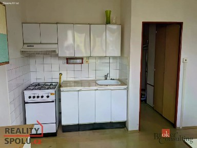 Pronájem bytu 1+1 38 m²