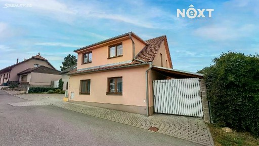 Prodej rodinného domu 212 m², pozemek 433 m² Čebín