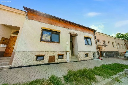 Prodej rodinného domu 241 m², pozemek 336 m² Husova, Břeclav