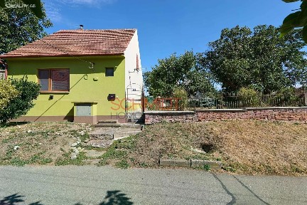 Palavská, Strachotín