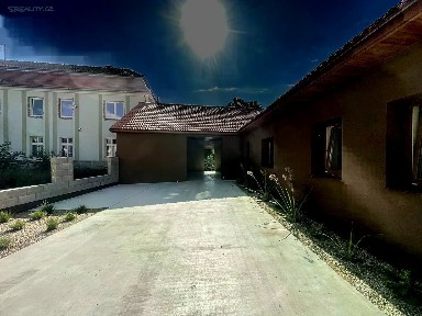 Lkáň