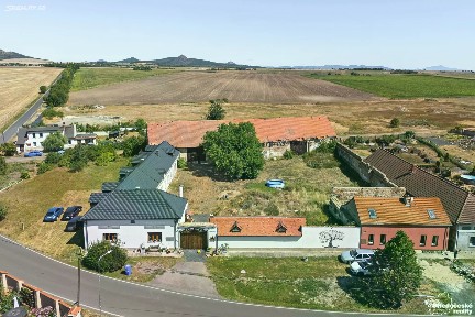 Prodej rodinného domu 100 m², pozemek 2531 m² Lkáň