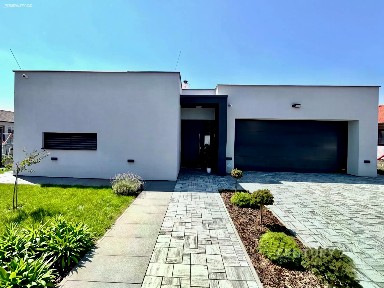 Prodej rodinného domu 182 m², pozemek 1127 m² Pravčice