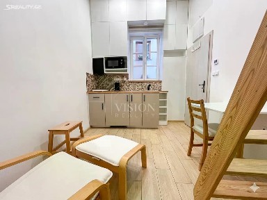 Pronájem bytu 1+kk 16 m² Pod Hradem, Jindřichův Hradec - Jindřichův Hradec IV