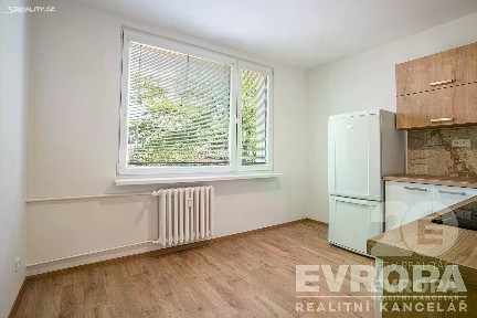 Pronájem bytu 1+1 36 m² Štefánikova, Hradec Králové - Moravské Předměstí