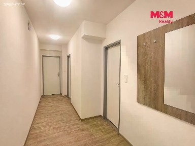 Pronájem bytu 1+1 43 m² Vocelova, Hradec Králové - Pražské Předměstí