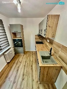 Pronájem bytu 2+1 58 m² Lidická, Karlovy Vary - Drahovice