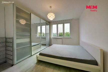 Pronájem bytu 3+1 77 m² Do Zátiší, Cheb