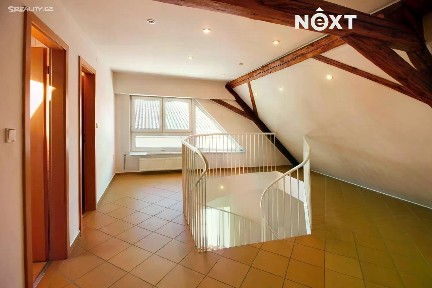 Pronájem kanceláře 113 m² K Dolíčku, Pardubice - Nové Jesenčany