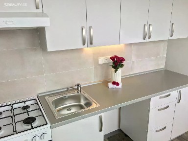 Pronájem bytu 1+1 35 m² Bulharská, Ostrava - Poruba