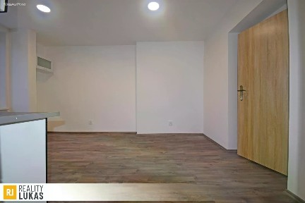 Pronájem bytu 1+1 47 m² 28. října, Ostrava