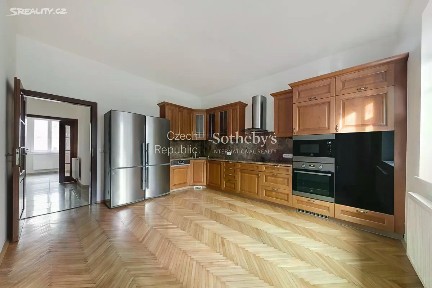 Pronájem rodinného domu 560 m², pozemek 700 m² Fráni Šrámka, Praha - Smíchov