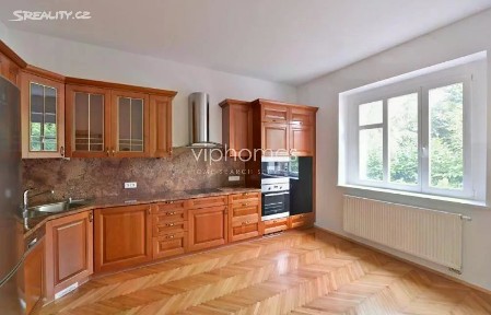Pronájem vily 413 m², pozemek 688 m² Praha - Smíchov