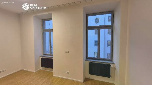Pronájem bytu 1+kk 32 m² Koliště, Brno - Zábrdovice