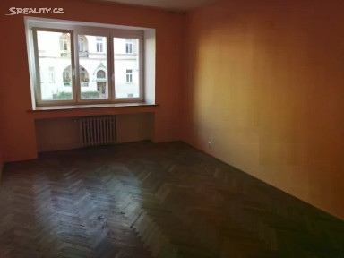 Pronájem bytu 2+1 80 m² Merhautova, Brno
