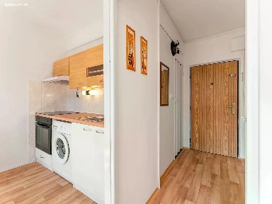 Pronájem bytu 1+1 35 m² Sídliště Osvobození, Vyškov - Dědice