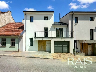Prodej bytu 3+kk 89 m² Václavská, Holasice