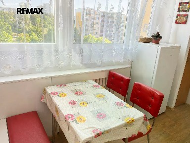 Prodej bytu 3+1 74 m² Nezvalova, Brno - Lesná