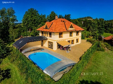 Prodej rodinného domu 327 m², pozemek 5036 m² Sázava - Čeřenice