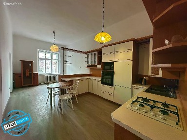 Pronájem bytu 3+kk 84 m²