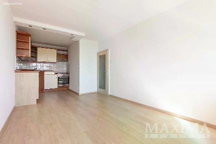 Prodej bytu 2+kk 47 m² Ctěnická, Praha - Prosek