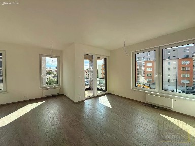 Prodej bytu 2+kk 58 m² Počernická, Praha - Strašnice