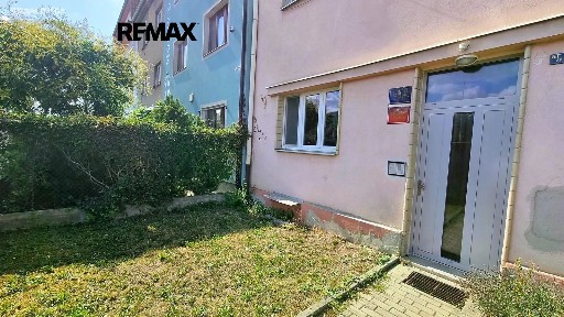 Prodej bytu 2+kk 35 m² Střelničná, Praha - Kobylisy