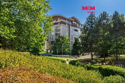 Prodej bytu 2+kk 56 m² Na Břehu, Praha - Vysočany
