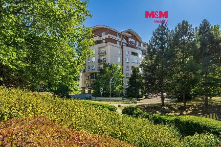 Prodej bytu 2+kk 56 m² Na Břehu, Praha - Vysočany