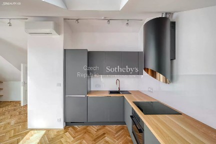 Prodej bytu 3+kk 100 m² Na Petynce, Praha - Střešovice