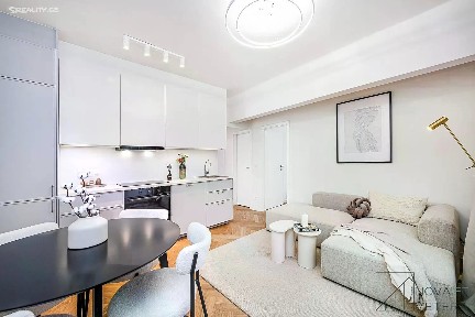 Prodej bytu 2+kk 41 m² Jakutská, Praha - Vršovice