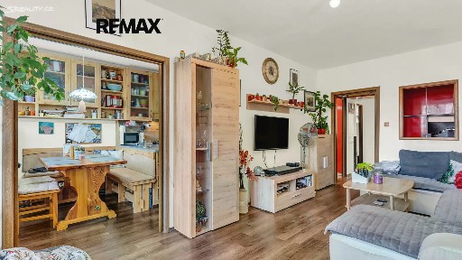 Prodej bytu 3+1 67 m² Jablonecká, Praha - Prosek