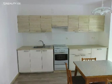 Prodej bytu 1+1 65 m² Vosmíkových, Praha - Libeň