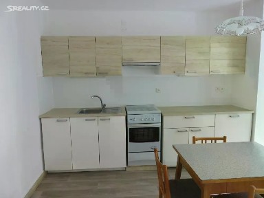Prodej bytu 1+1 65 m² Vosmíkových, Praha - Libeň