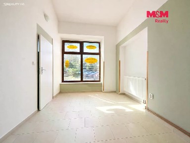 Pronájem obchodního prostoru 15 m² Mírové nám., Štětí